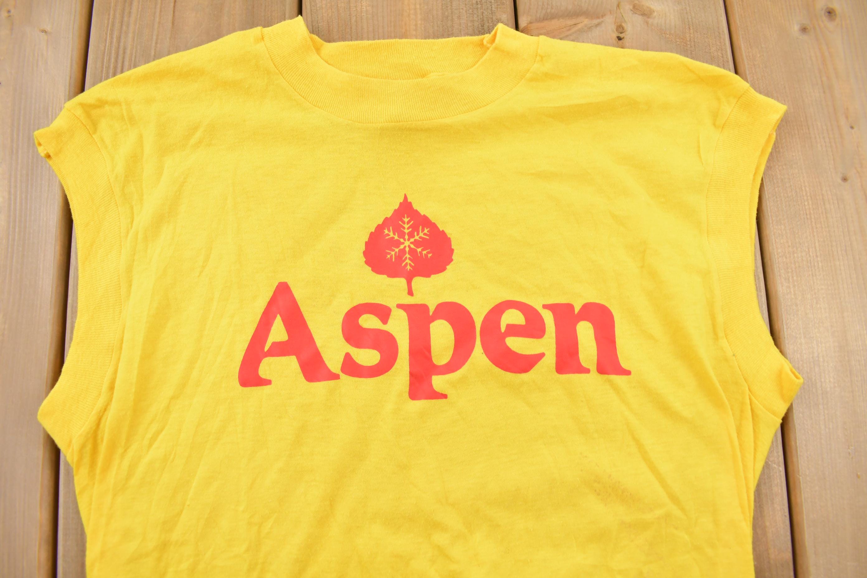 Vintage 1970s Aspen Colorado Graphic Souvenir Travel T-Shirt