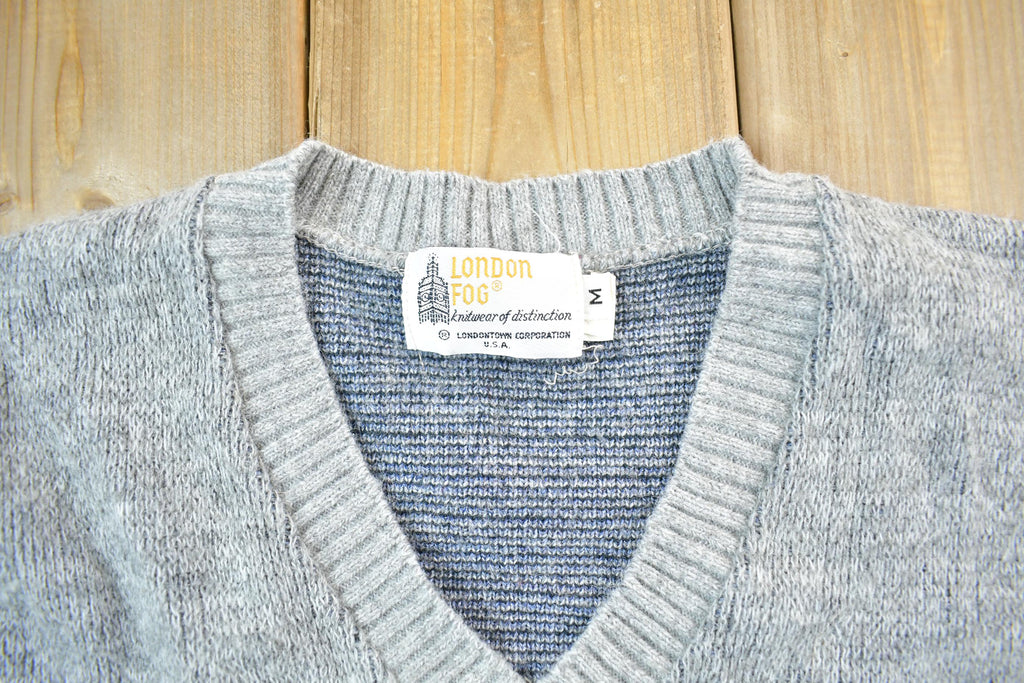 Vintage 1990s London Fog Knit V-Neck Sweater / 90s Crewneck