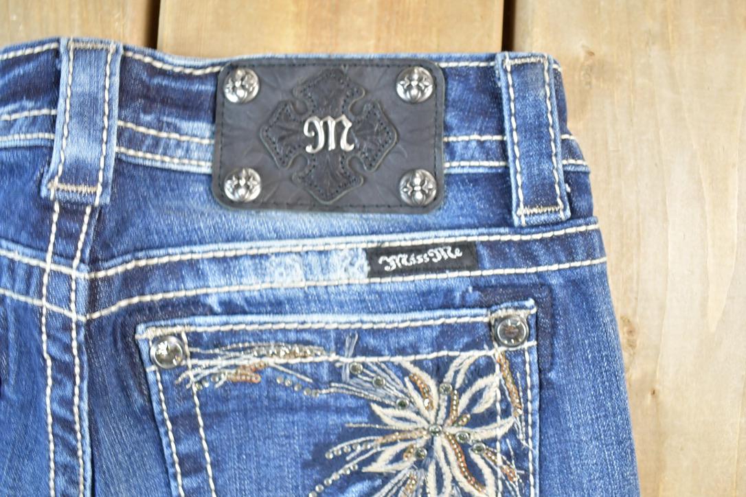 Vintage Y2K Miss Me Bedazzled Low Rise Jeans Size 26x31