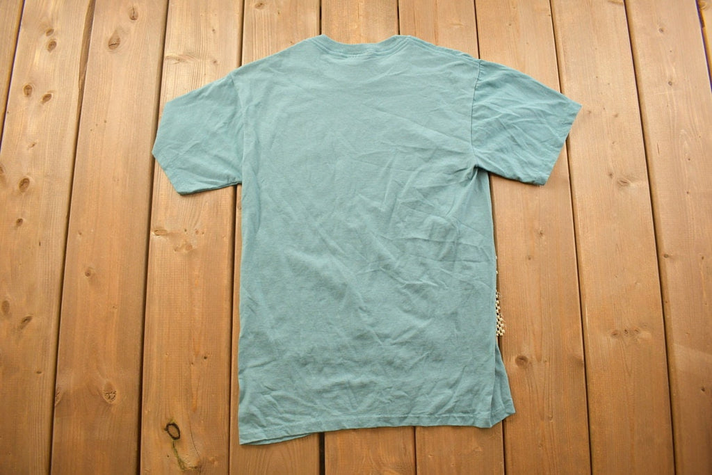 Vintage 90's Birds and Flowers Cute Animal Themed T-Shirt