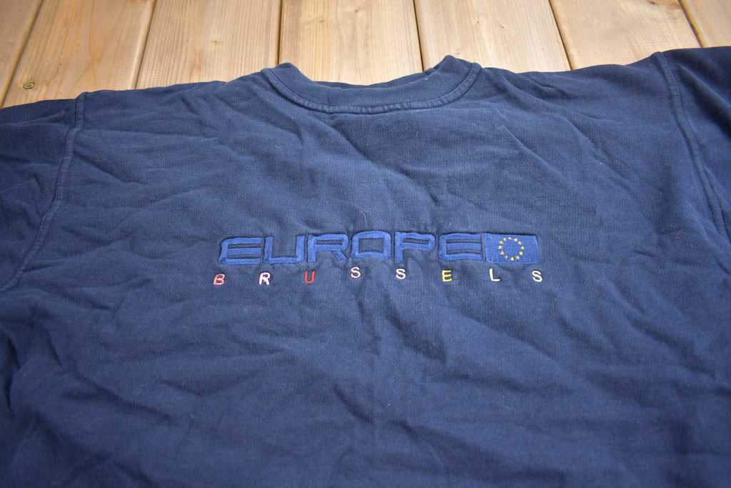 Vintage 1990s Europe Brussels Embroidered Crewneck Sweatshirt