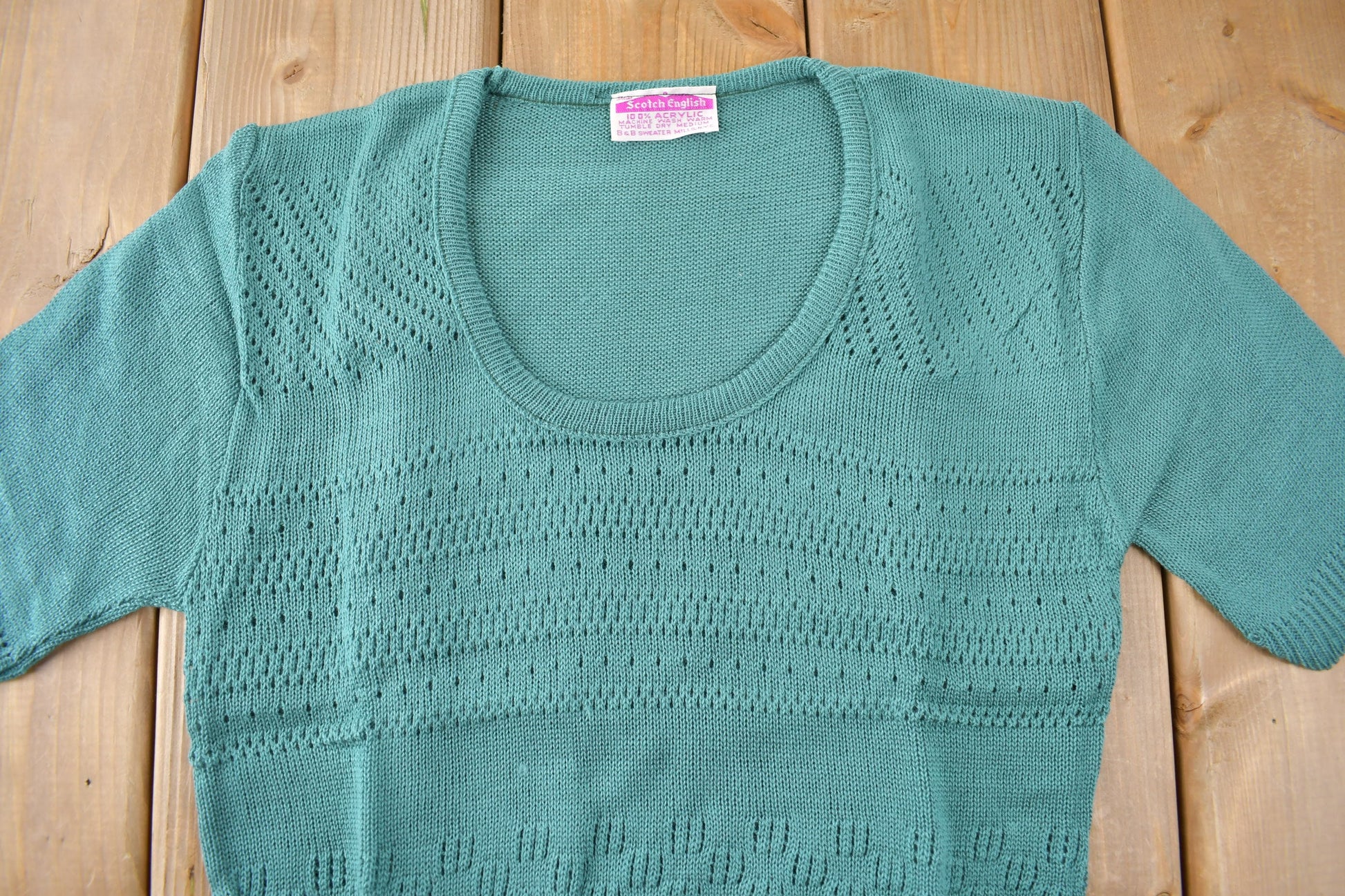 True Vintage 1960s Deadstock Miss Scotch English Short Sleeve Green Knit Acrylic Sweater