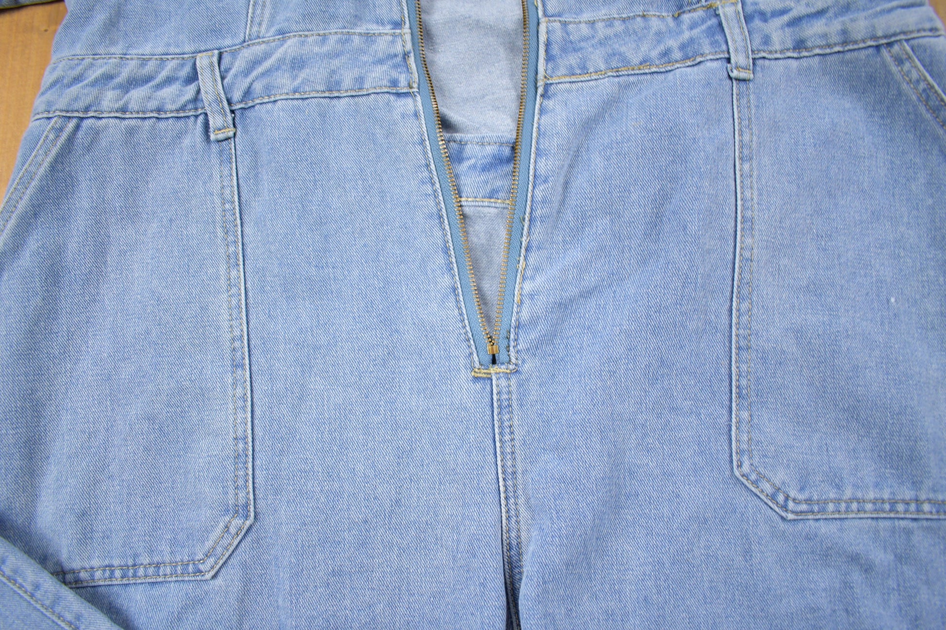 Vintage 1990s Women's Short Sleeve Denim Jumpsuit Size Large