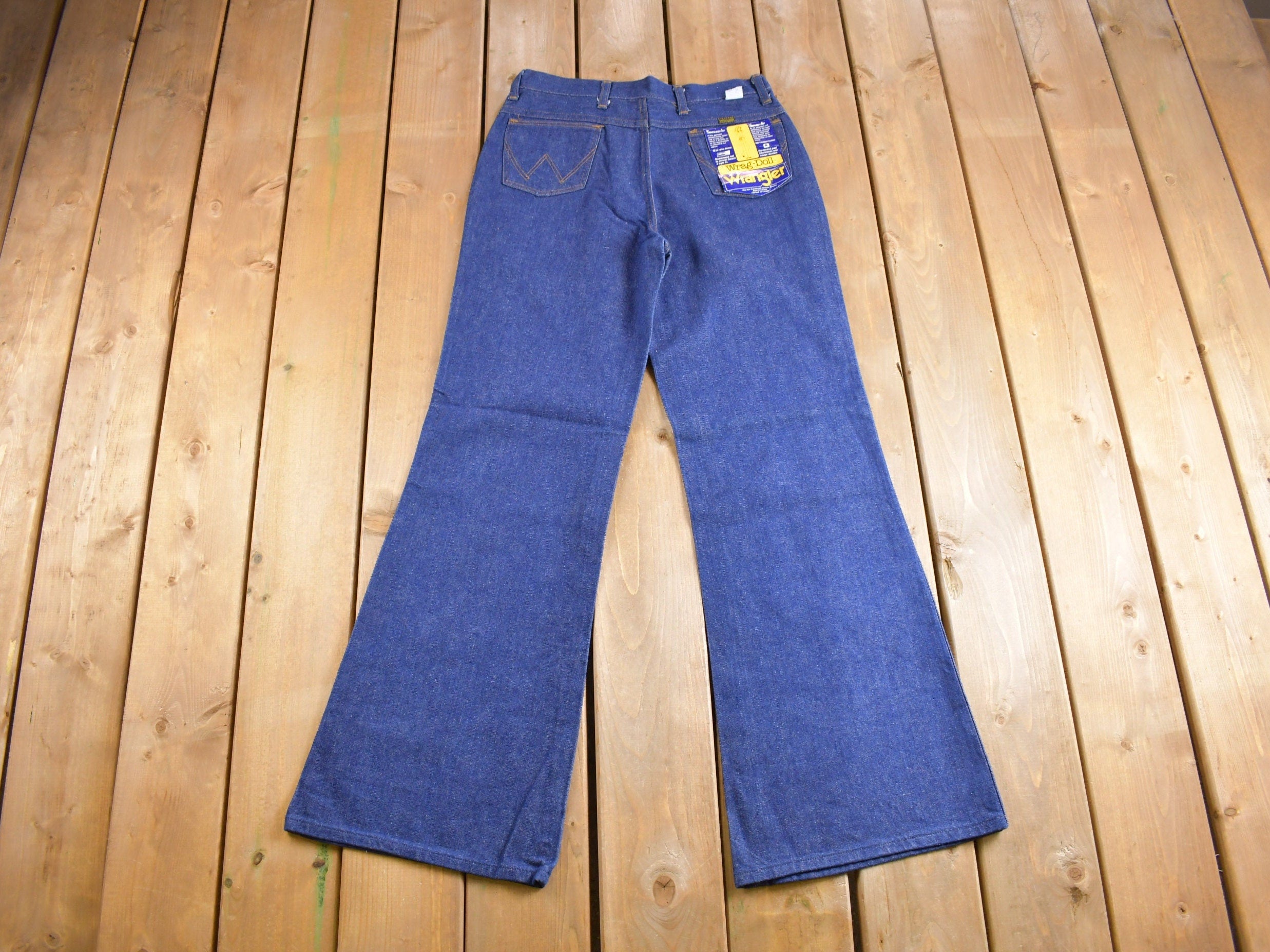 Vintage 1970s Deadstock Wrangler Wrag-Doll Bell Bottom Women's Jeans Size 31 x 32