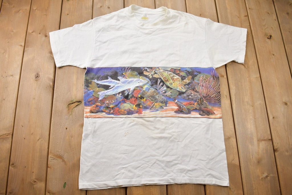 Vintage 1990s Dolphins Turtle Sea Fish Theme Graphic T-Shirt