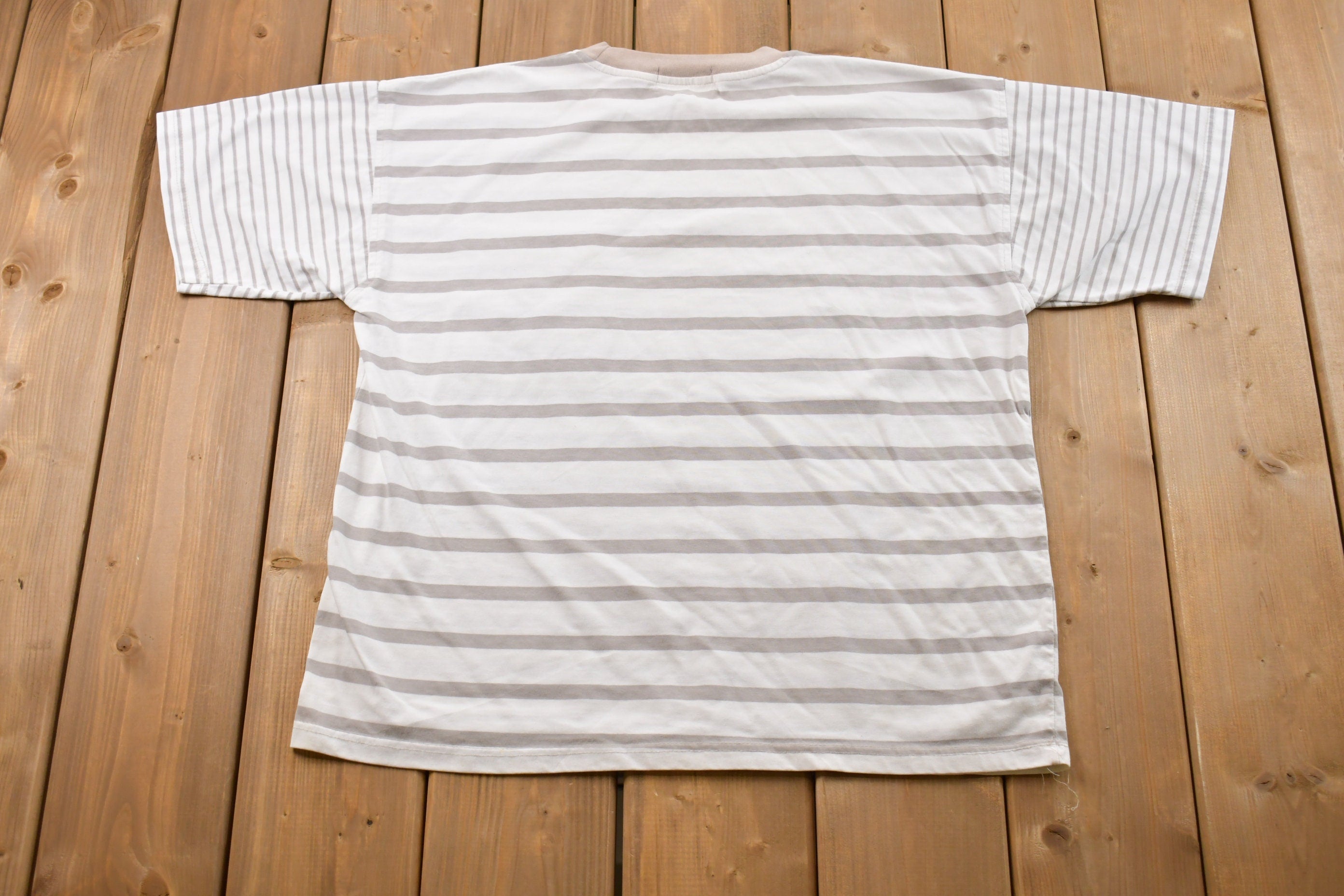 Vintage 1990s Embroidered Energie T-Shirt