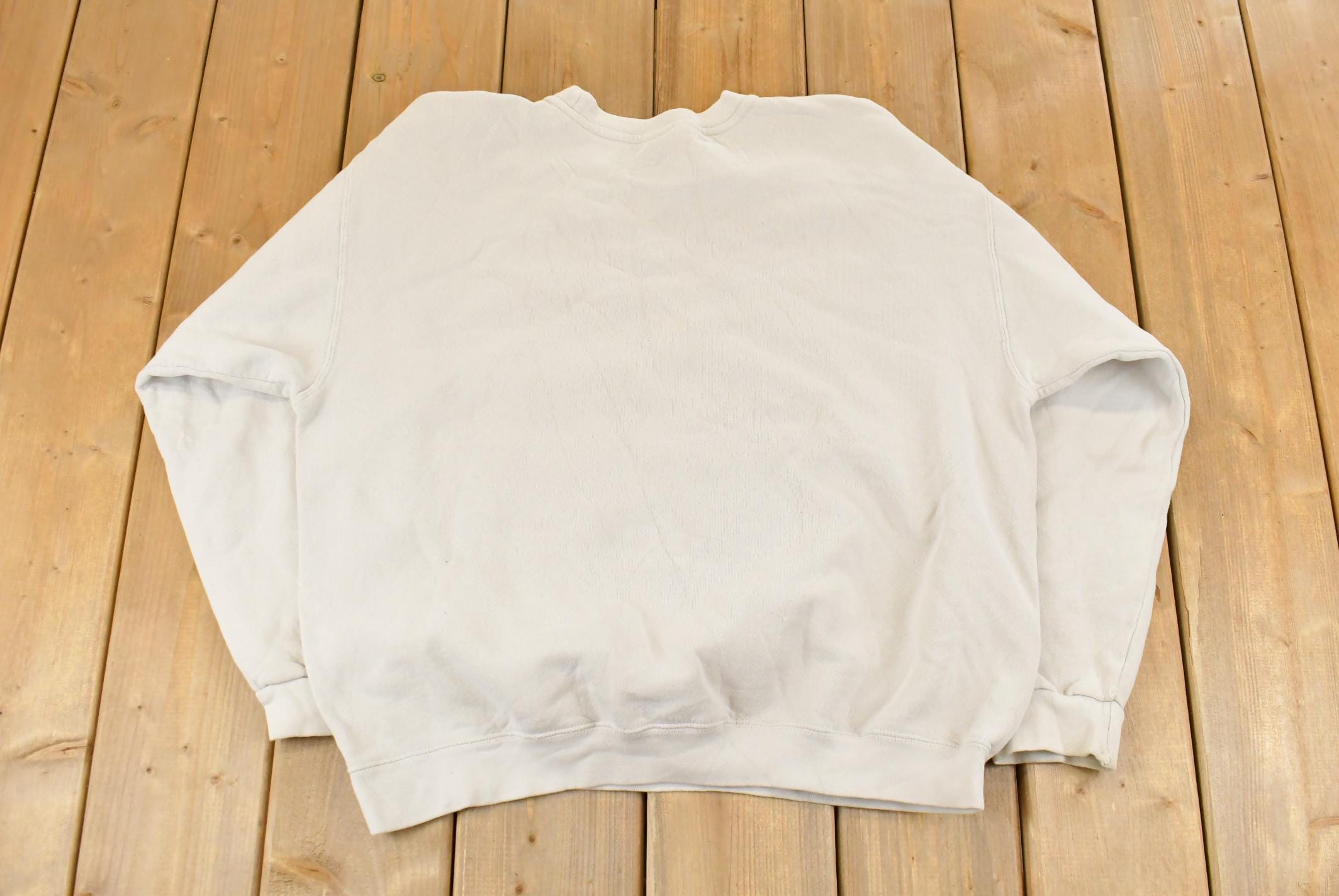 Vintage 1990s Nike Embroidered Mini Swoosh Crewneck Sweatshirt Men's Large
