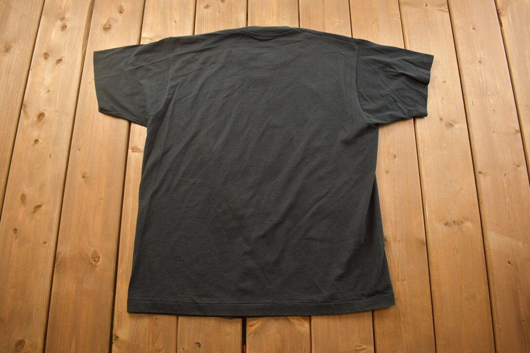 Vintage 1990s Abstract Soccer Themed Graphic T Shirt