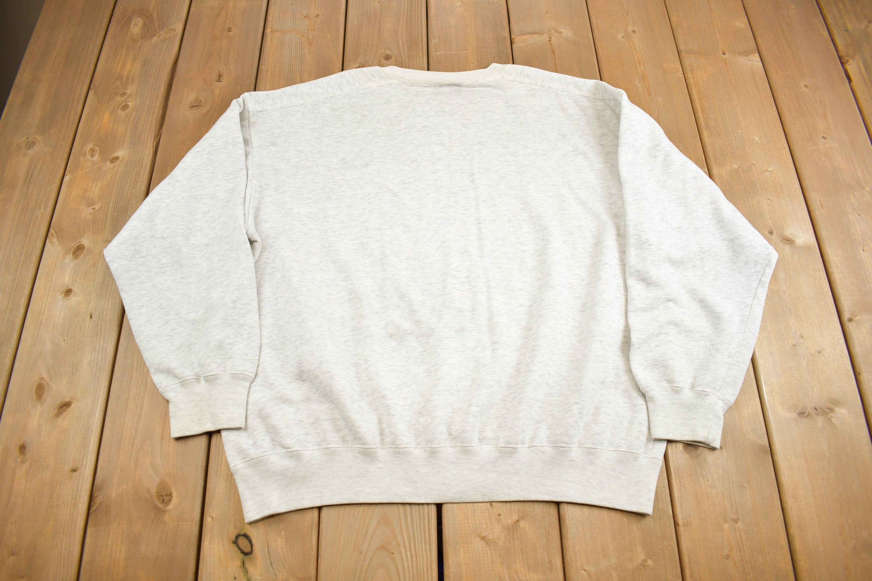 Vintage 1990s Nike Grey Tag Mini Logo Crewneck Sweatshirt