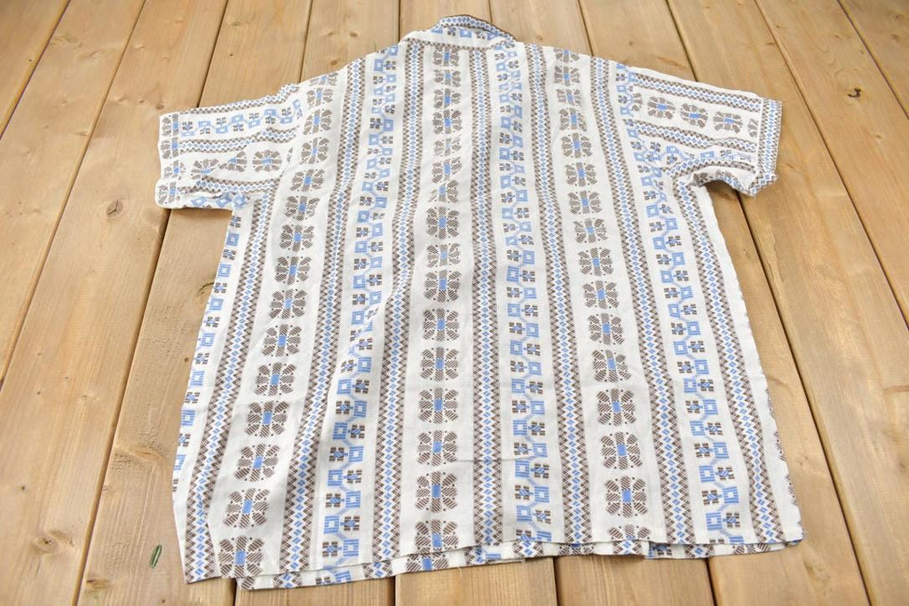 Vintage 1970s JC Penney All Overt Pattern Short Sleeve Button Up Shirt