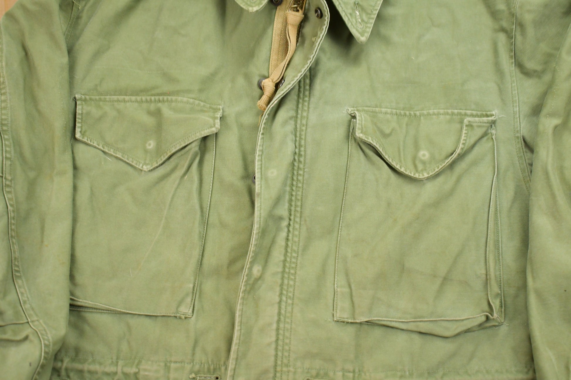 Vintage 1980s Military Army Field Jacket / Button Up Jacket / Army Green / Vintage Army / Streetwear Fashion / Army Jacket