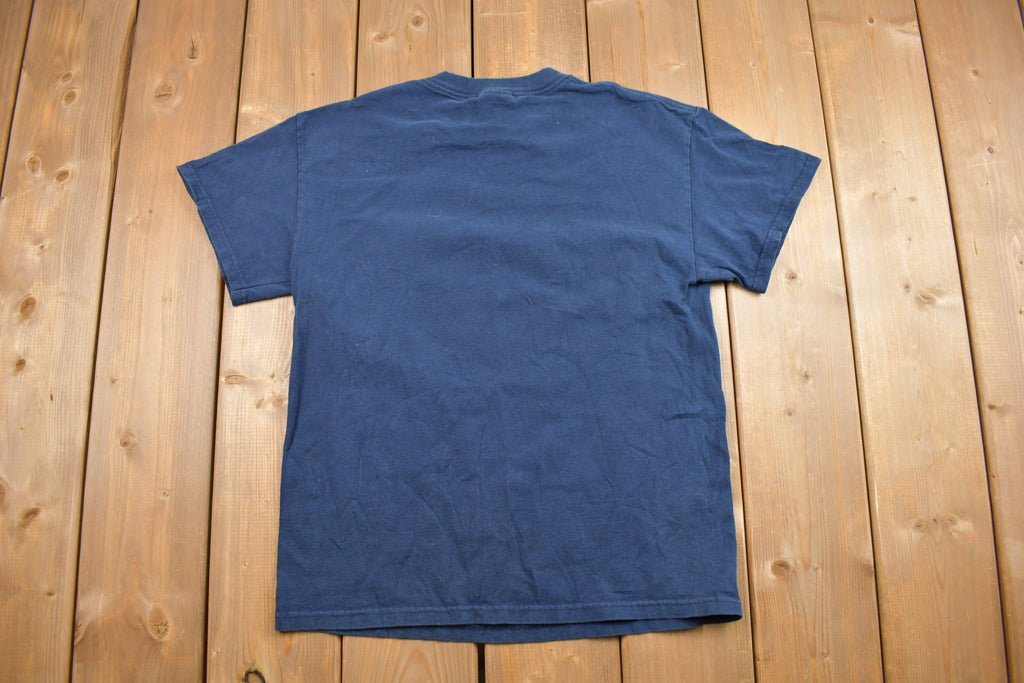 Vintage 1990s Winnie the Pooh Hug Graphic T Shirt