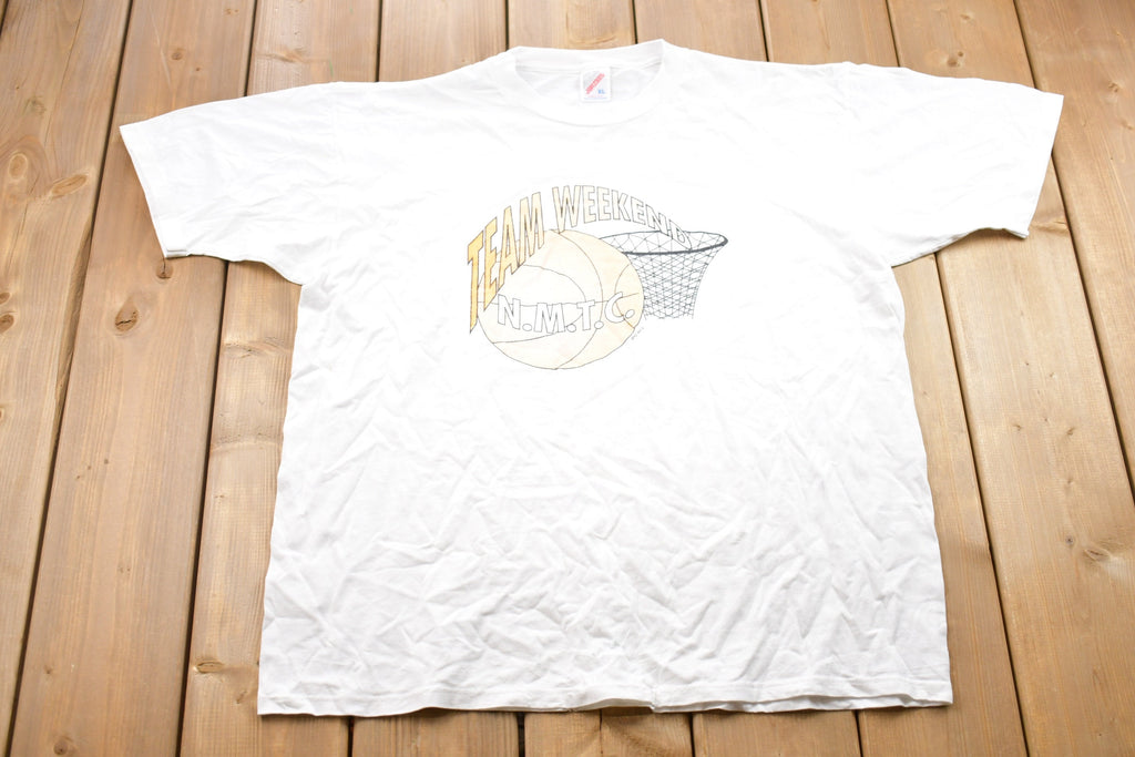 Vintage 1990s Team Weekend Basketball Graphic T-Shirt