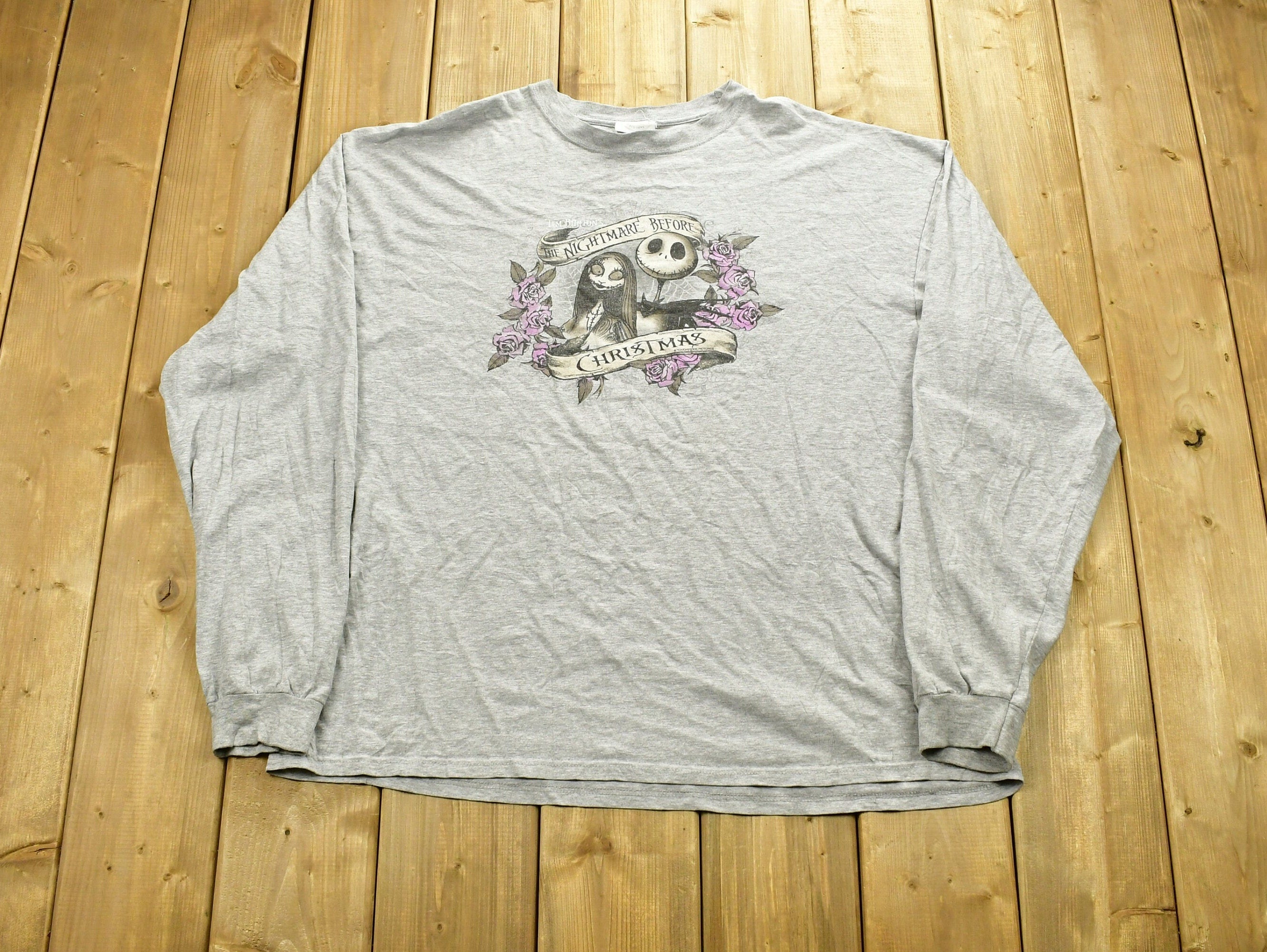 Vintage 1993 Nightmare Before Christmas Cartoon T-Shirt , 90s Graphic Tee , Vintage Disney , Disney Store , Cartoonist , American Streetwear