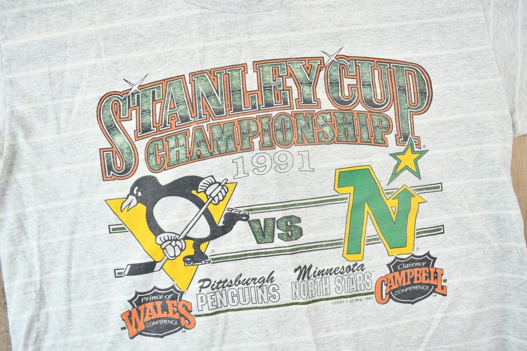 Vintage 1989 Stanley Cup Championship Penguins VS North Stars Graphic T-Shirt