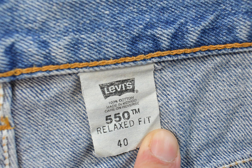 Vintage 1990s Levi's 550 Relaxed Fit Denim Blue Jean Shorts Men's 38 / 90s Jorts / Streetwear / Hypebeast / Street Style