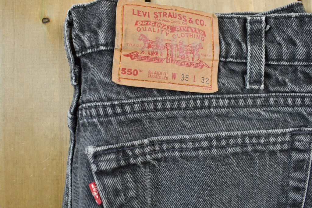 Vintage 1990s Levi's 505 Red Tab Black Jeans Size 35 x 32