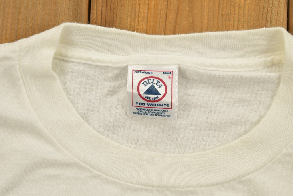 Vintage 2000 Blue Grass Costa Victoria Souvenir T Shirt