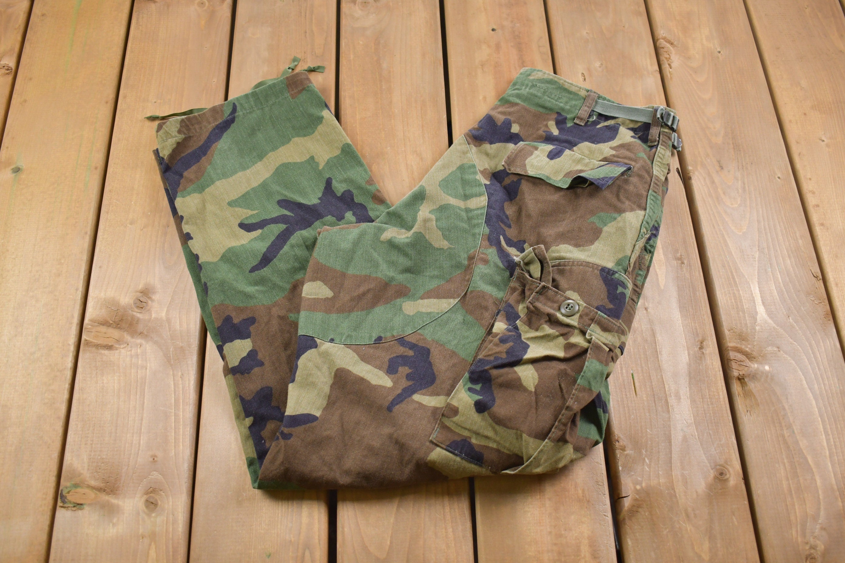 Vintage 2001 Military Woodland Camouflage Cargo Pocket Pants 35 x30