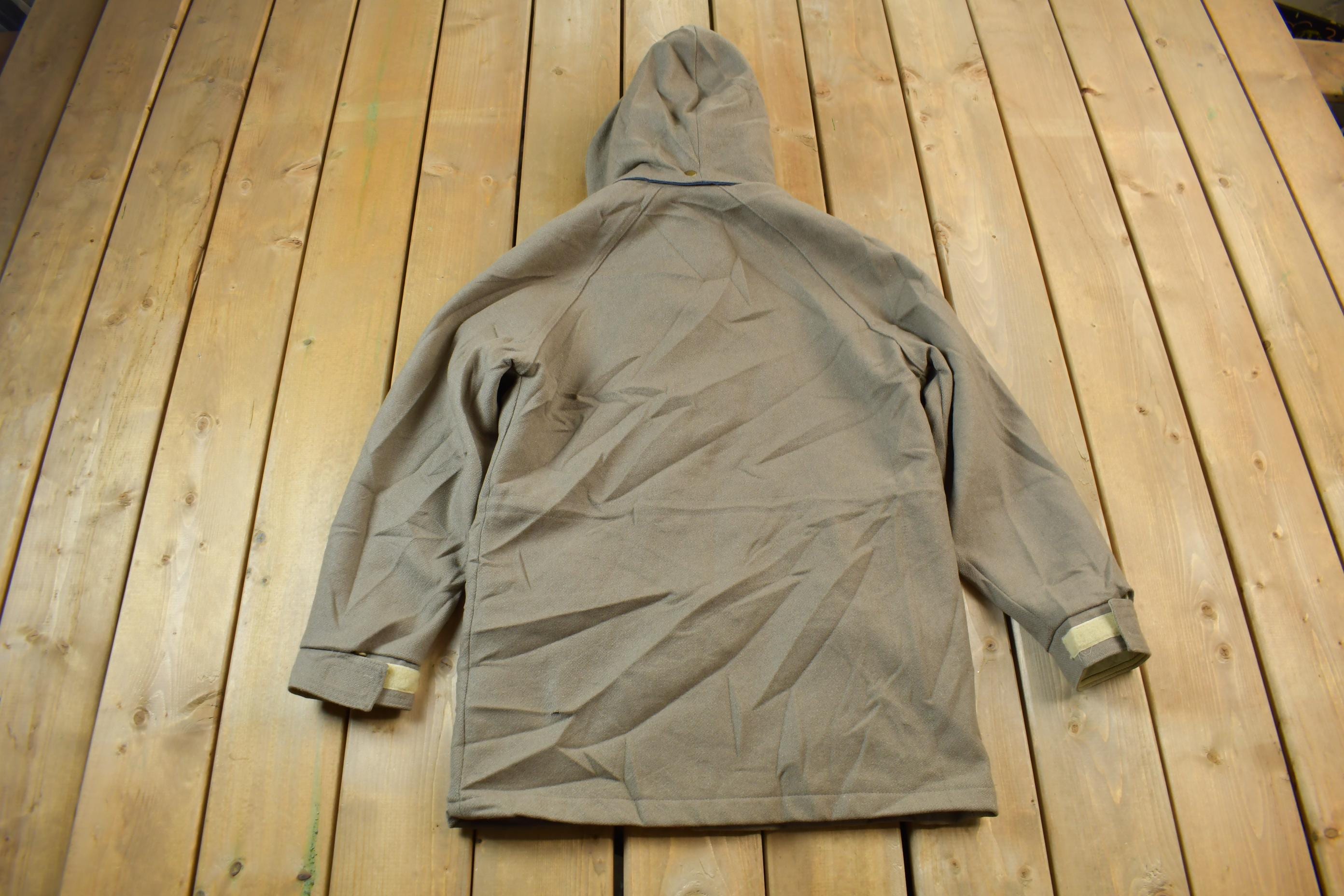 Vintage 1990s Woolrich Beige Winter Jacket