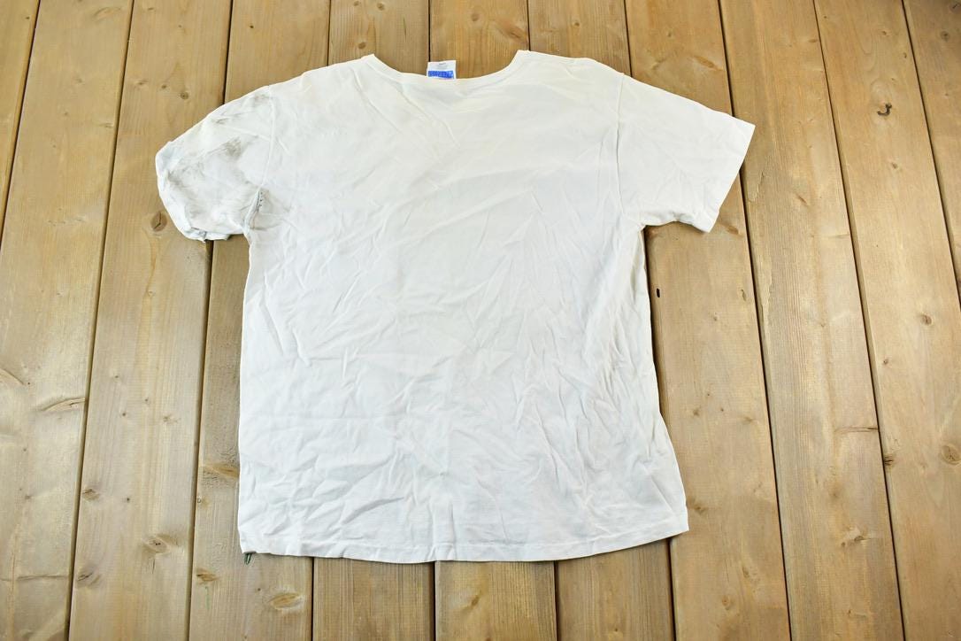 Vintage 1990s Noah's Acres Outdoors T-Shirt