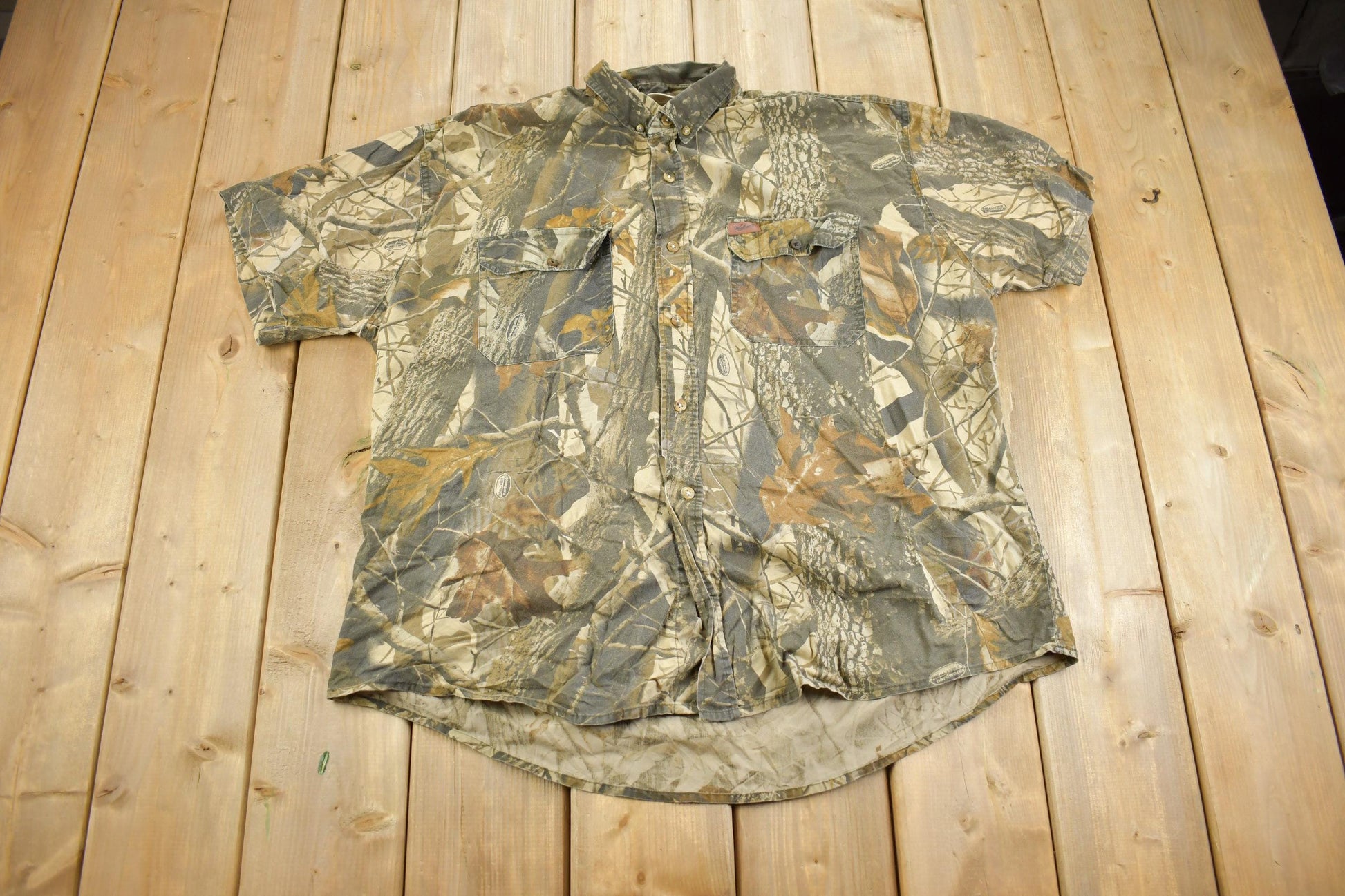 Vintage 1990s Woolrich Real Tree Forest Camo Short Sleeved Button Up Shirt