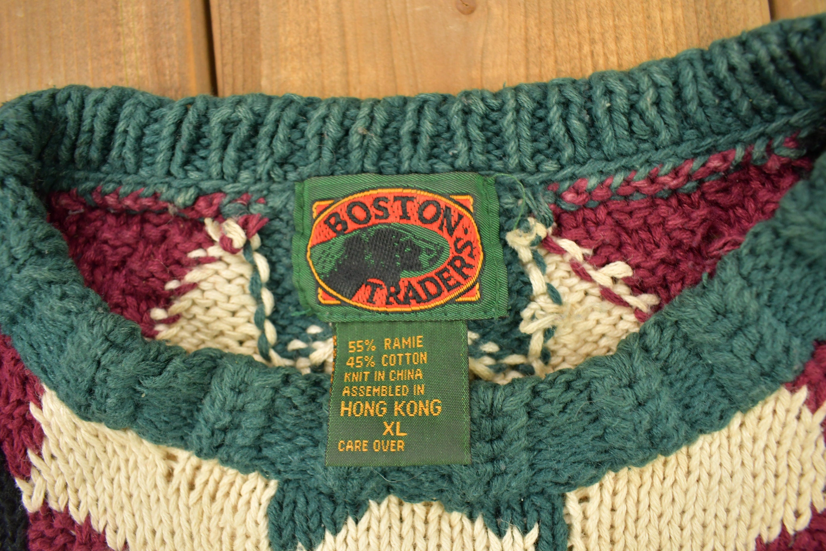 Vintage 1990s Boston Traders Abstract Knitted Crewneck Sweater