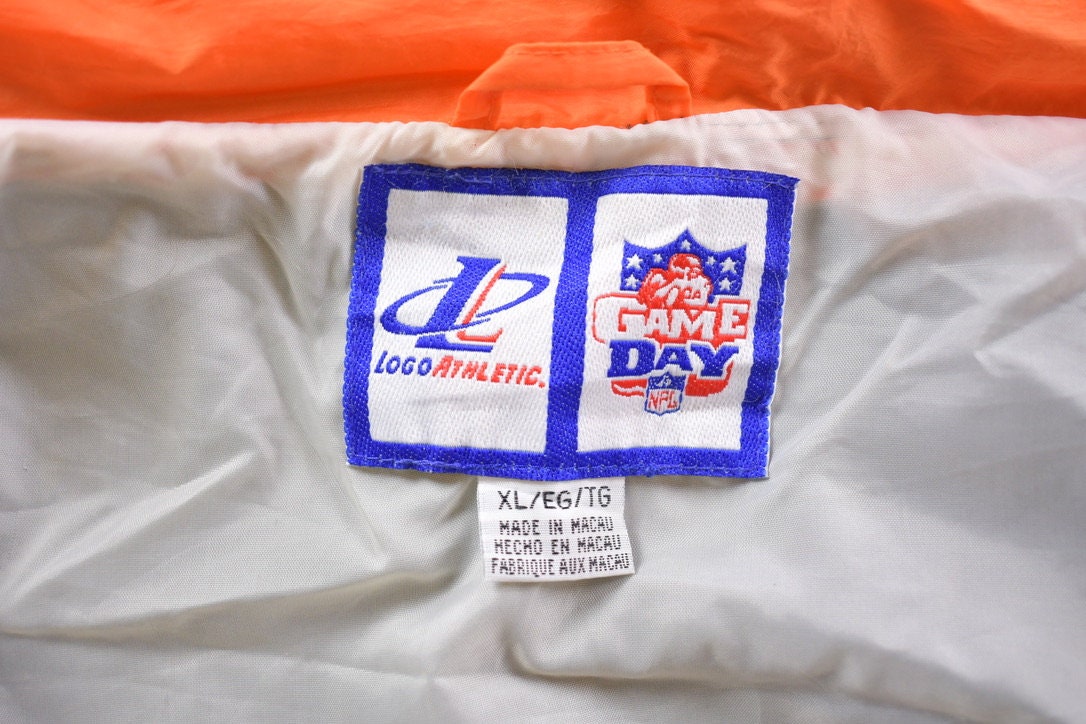 Vintage 1990s Cleveland Browns NFL Game Day Embroidered Windbreaker