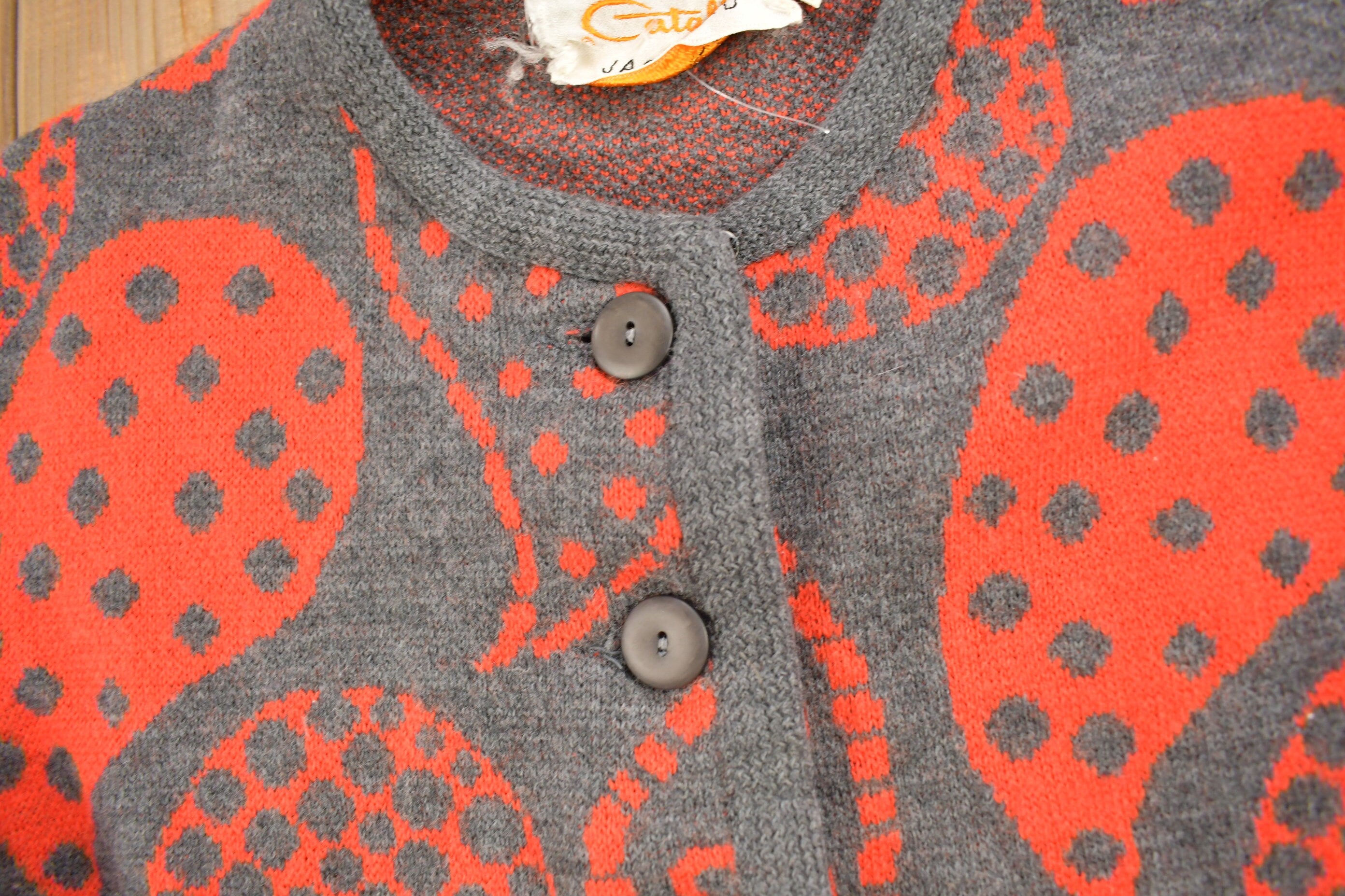 Vintage 1960s Paisley Graphic Knitted Cardigan Sweater /