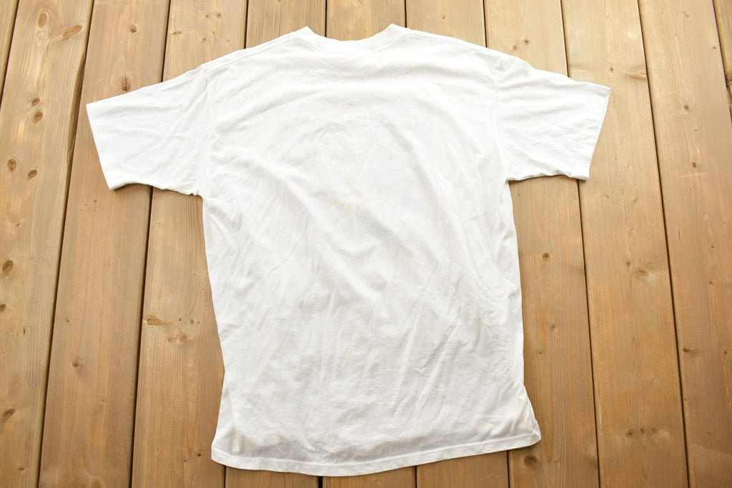 Vintage 1990s Shoebox Greetings Fathers Fishing Graphic T-Shirt