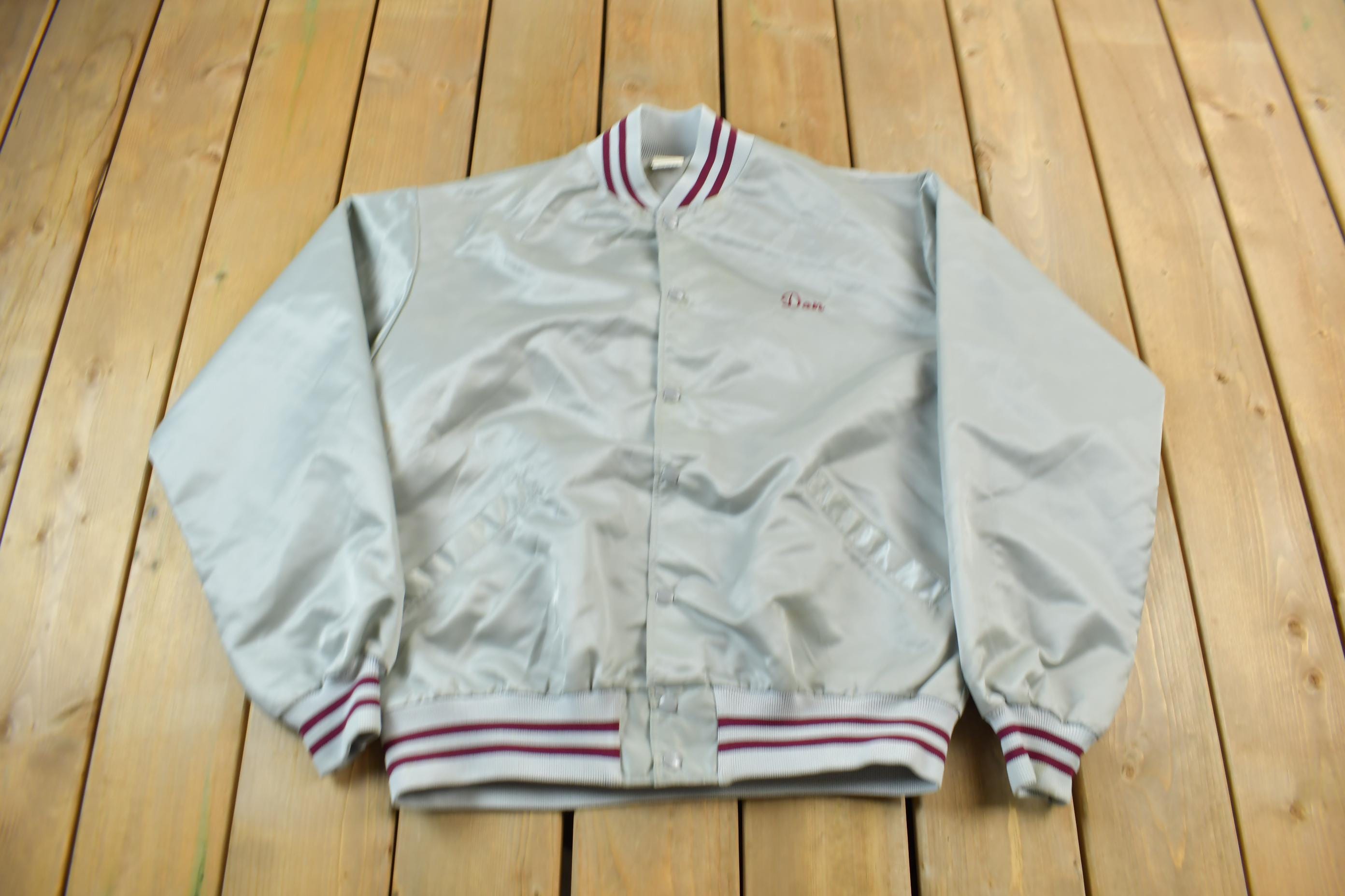Vintage 1990s Jim 7 Dons School Of Fishing Snap Button Satin Jacket Made In USA