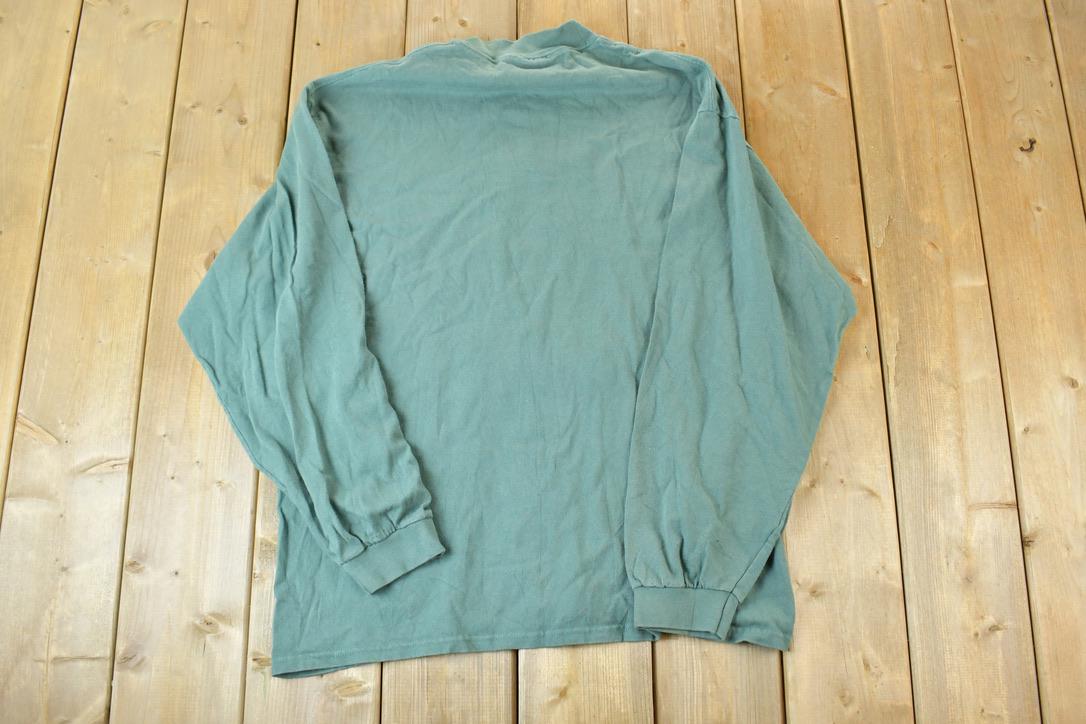 Vintage 1990s Nike Embroidered Mini Swoosh Crewneck Sweatshirt