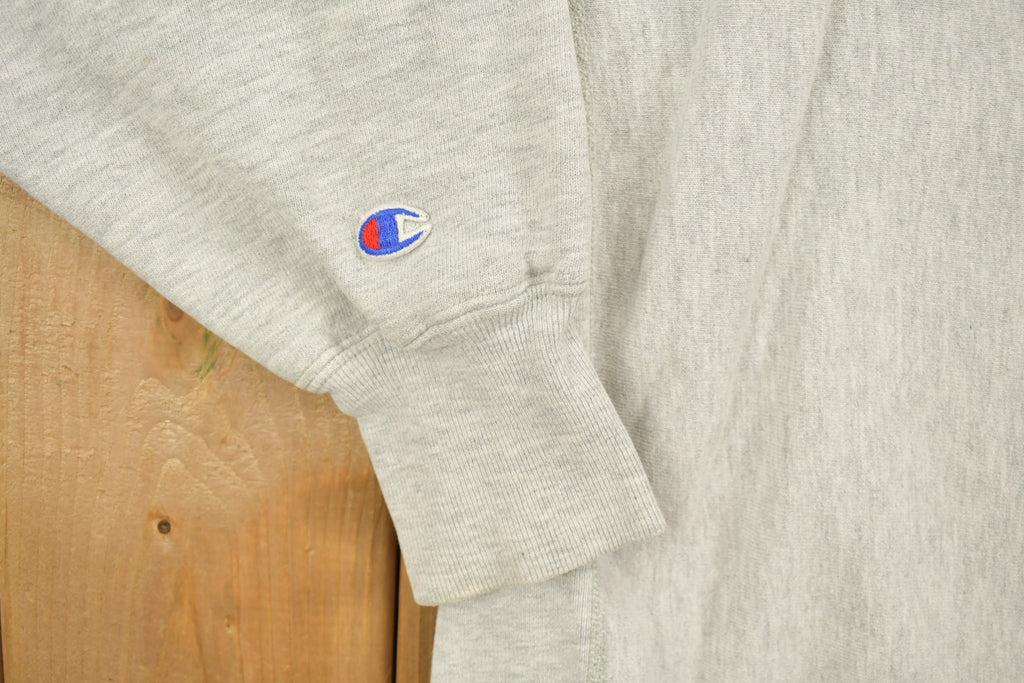 Vintage 1990s Holy Cross Reverse Champion Weave Crewneck