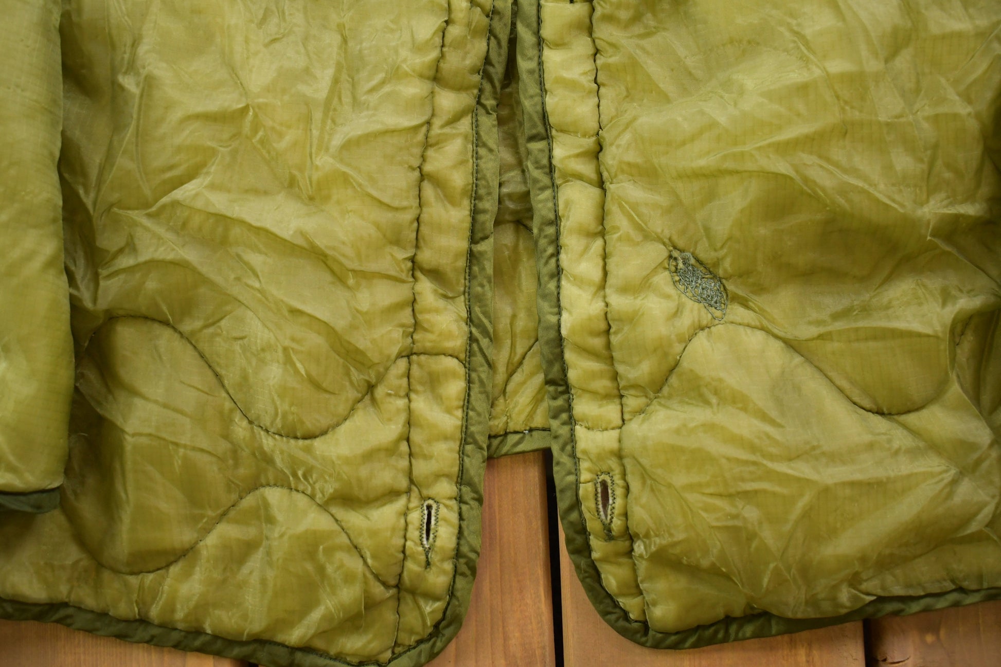 Vintage 1980s Military M65 Liner Jacket / Button Up Jacket / Army Green / Vintage Army / Streetwear Fashion / Army Jacket / 80s Liner