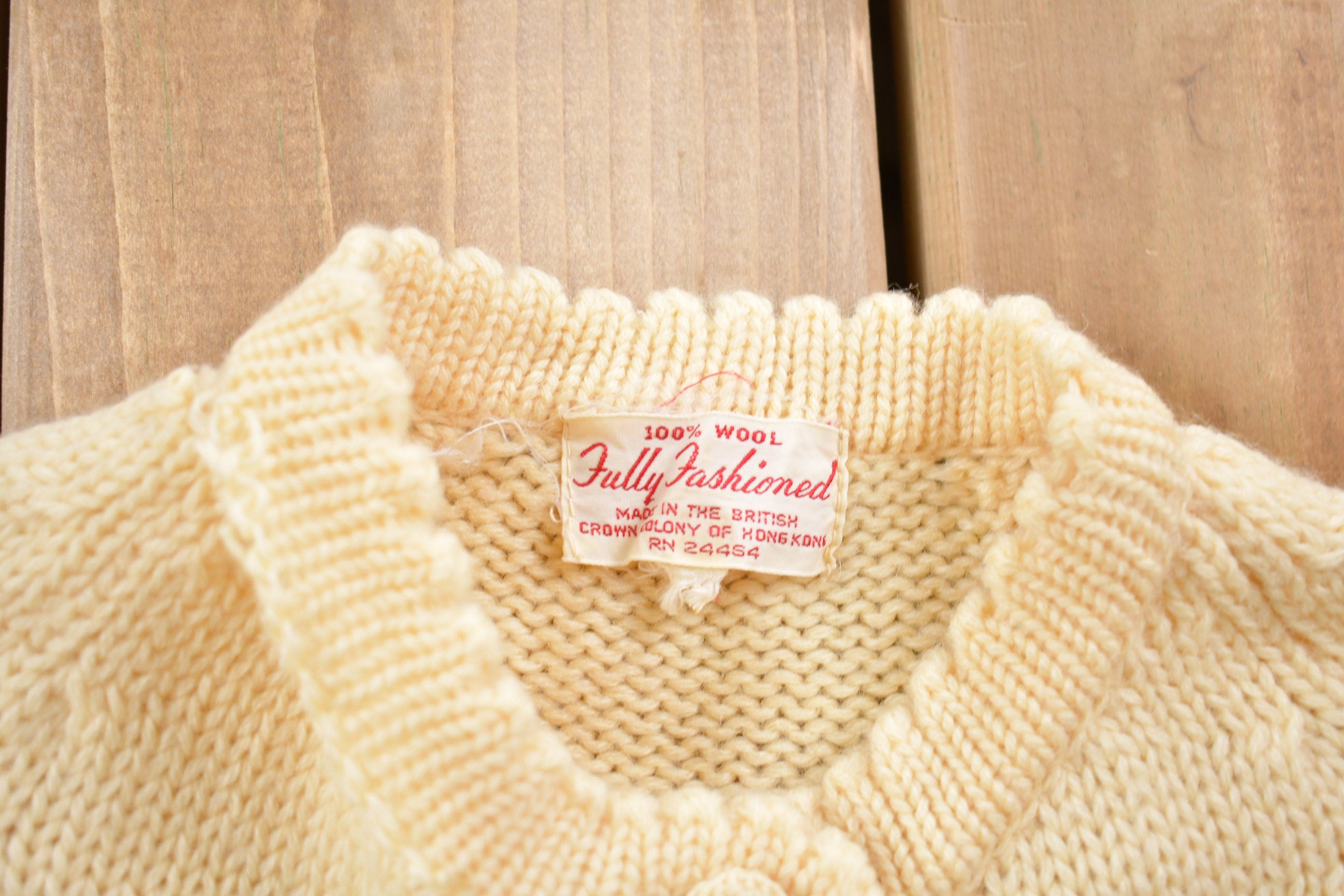 Vintage 1960s Fully Fashioned Floral Graphic Cardigan Sweater