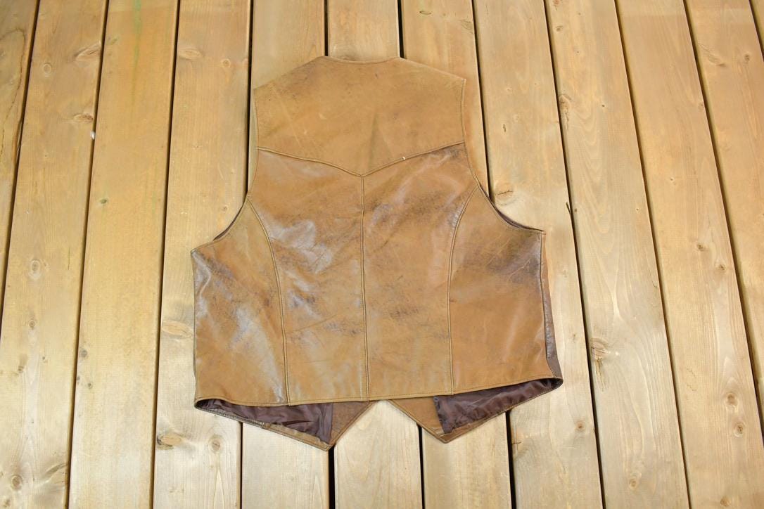 Vintage 1990s Lariat Leather Perfectly Distressed Western Cowboy Vest Made In USA