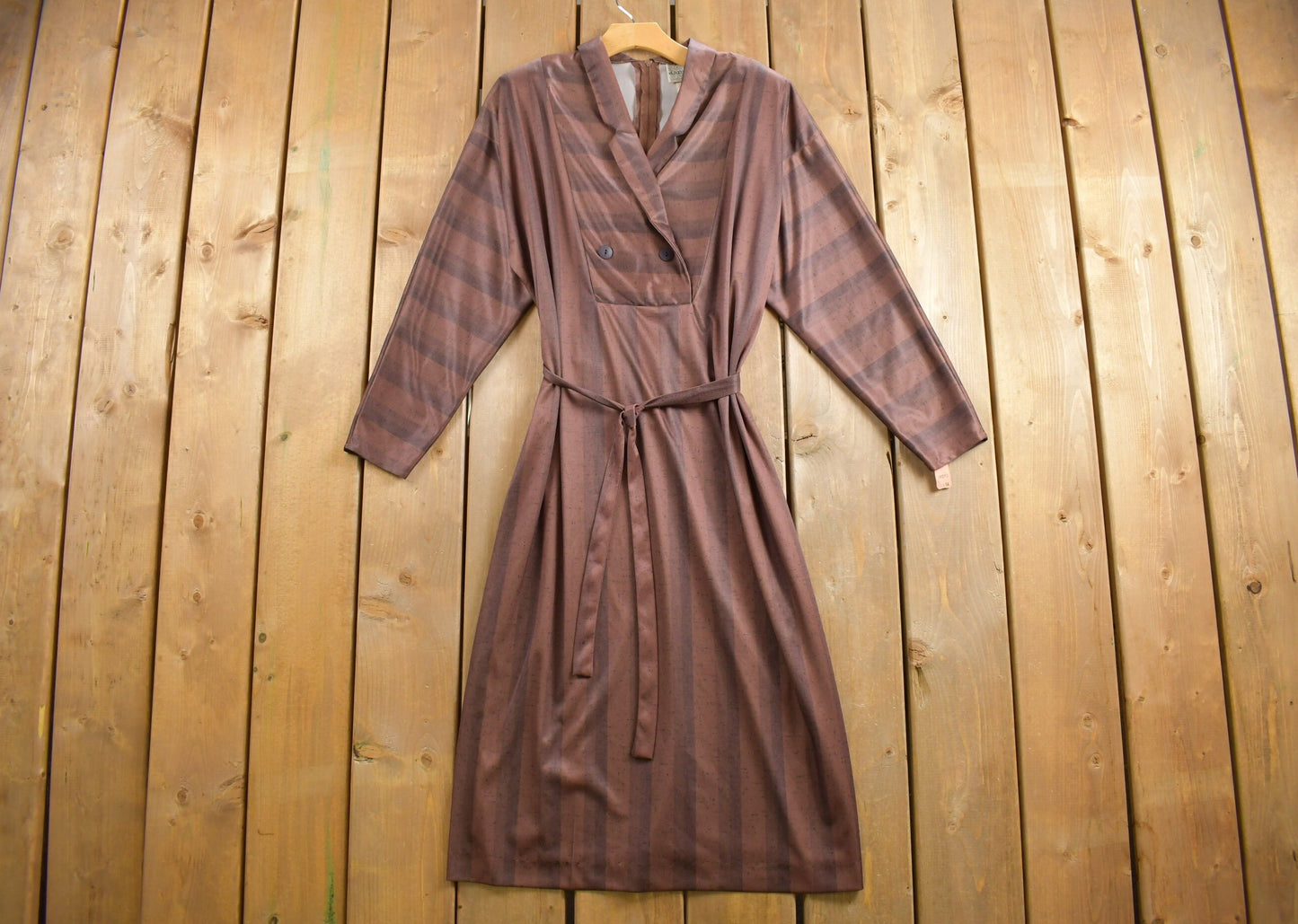 Vintage 1970s Date Mate Dress / Union Made in Canada / True Vintage Dress / 70s Dress / Shirt Dress