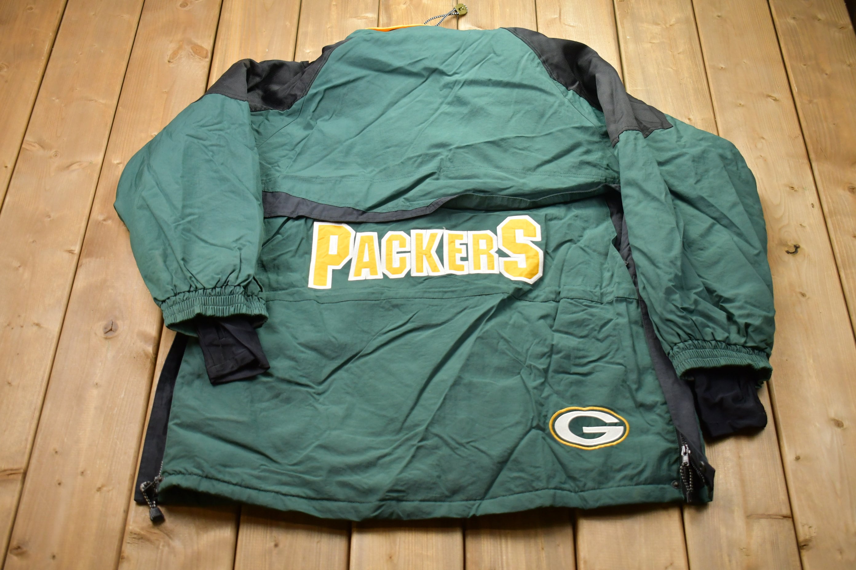 Vintage 1990s Champion Green Bay Packers NFL Windbreaker Jacket