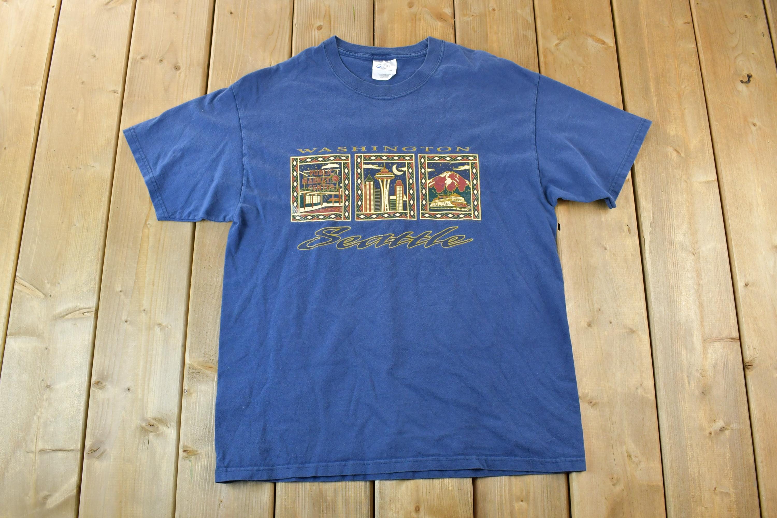 Vintage 1990s Seattle Washington Souvenir T-Shirt
