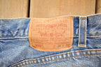 Vintage 1990s Levi's 550 Red Tab Jeans Size 32 x 38.5