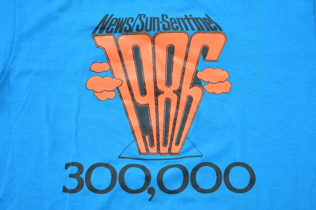 Vintage 1986 News Sun Sentinel 300,000 Souvenir T-Shirt 80s Hanes 50 50