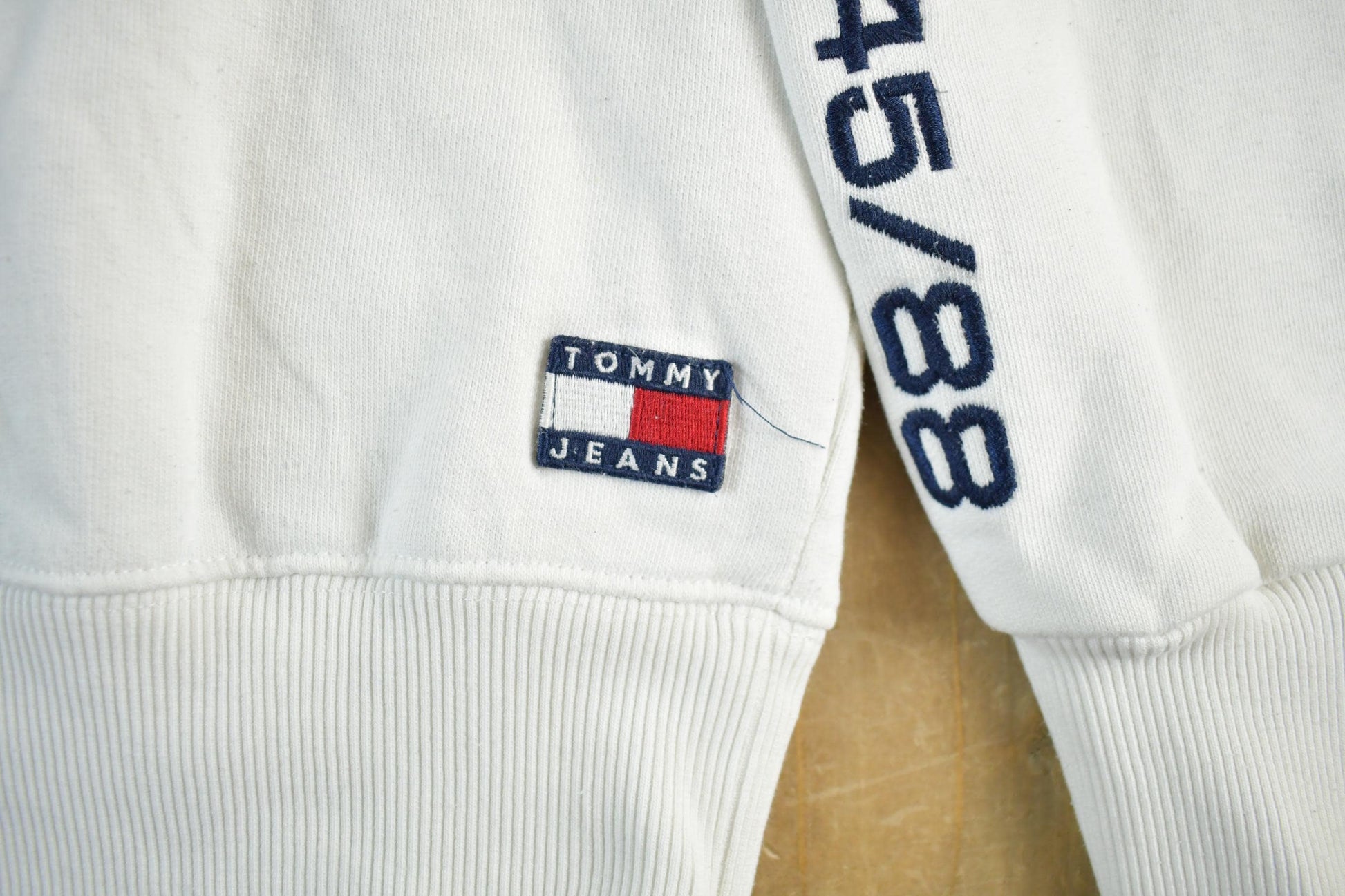 Vintage 1990s Tommy Hilfiger Jeans Sailing Crewneck Sweatshirt Men's Medium