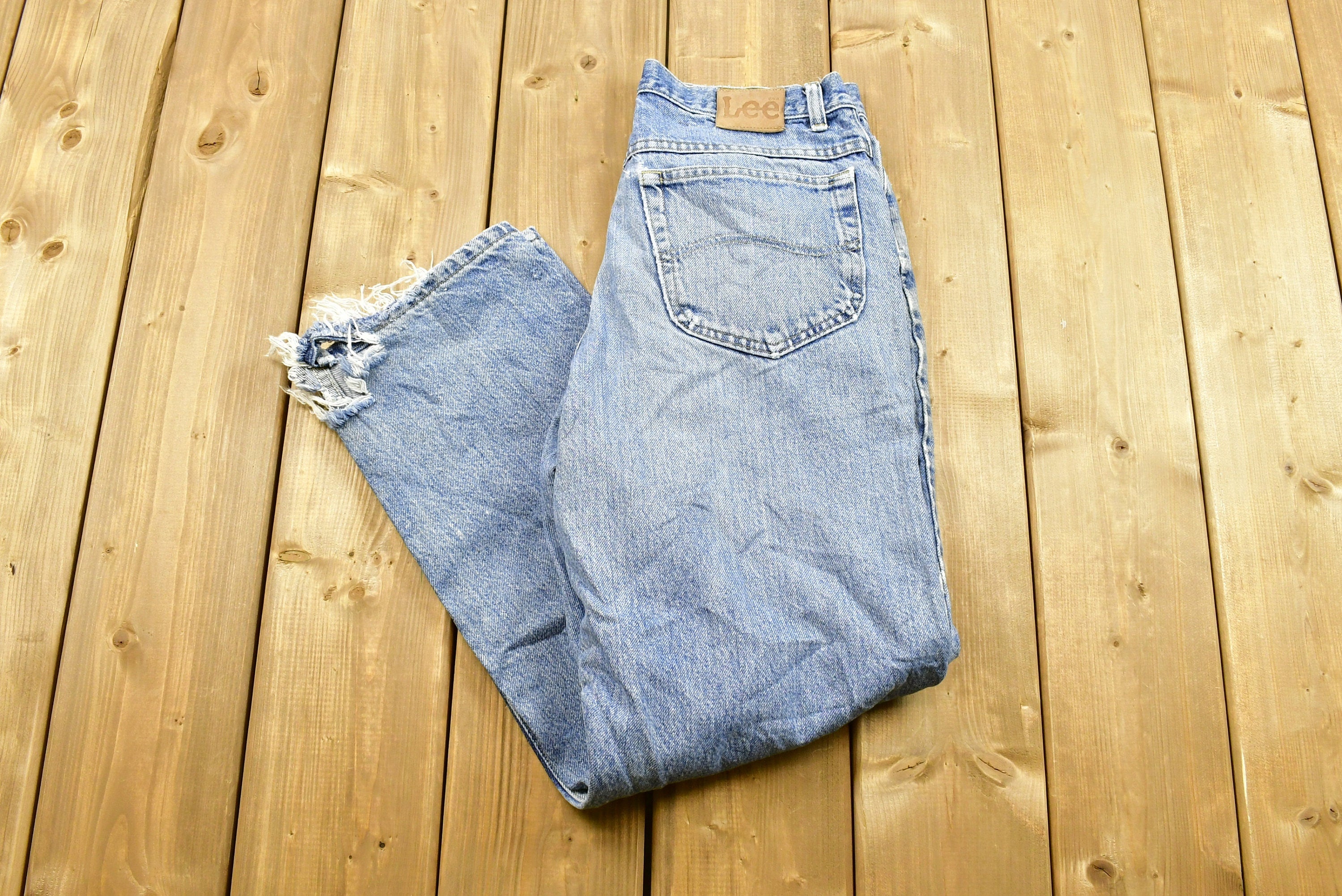 Vintage 1990s LEE Light Washed Distressed Jeans