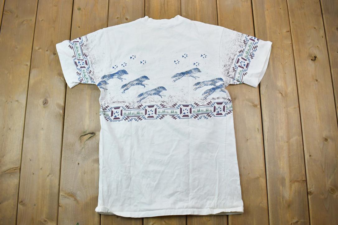 Vintage 1990s Art Unlimited Muir Woods Wolf Theme Graphic T-Shirt