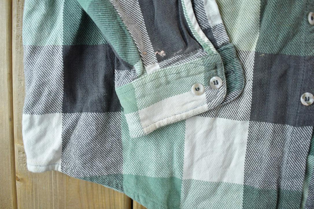 Vintage 1990s Dickies Plaid Thick Button Up Shirt