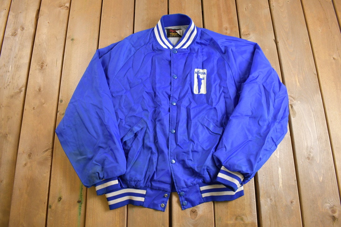 Vintage 1980s Pla-Jac by Dunbrooke Alaska Horseshoe Pitchers Satin Bomber Jacket