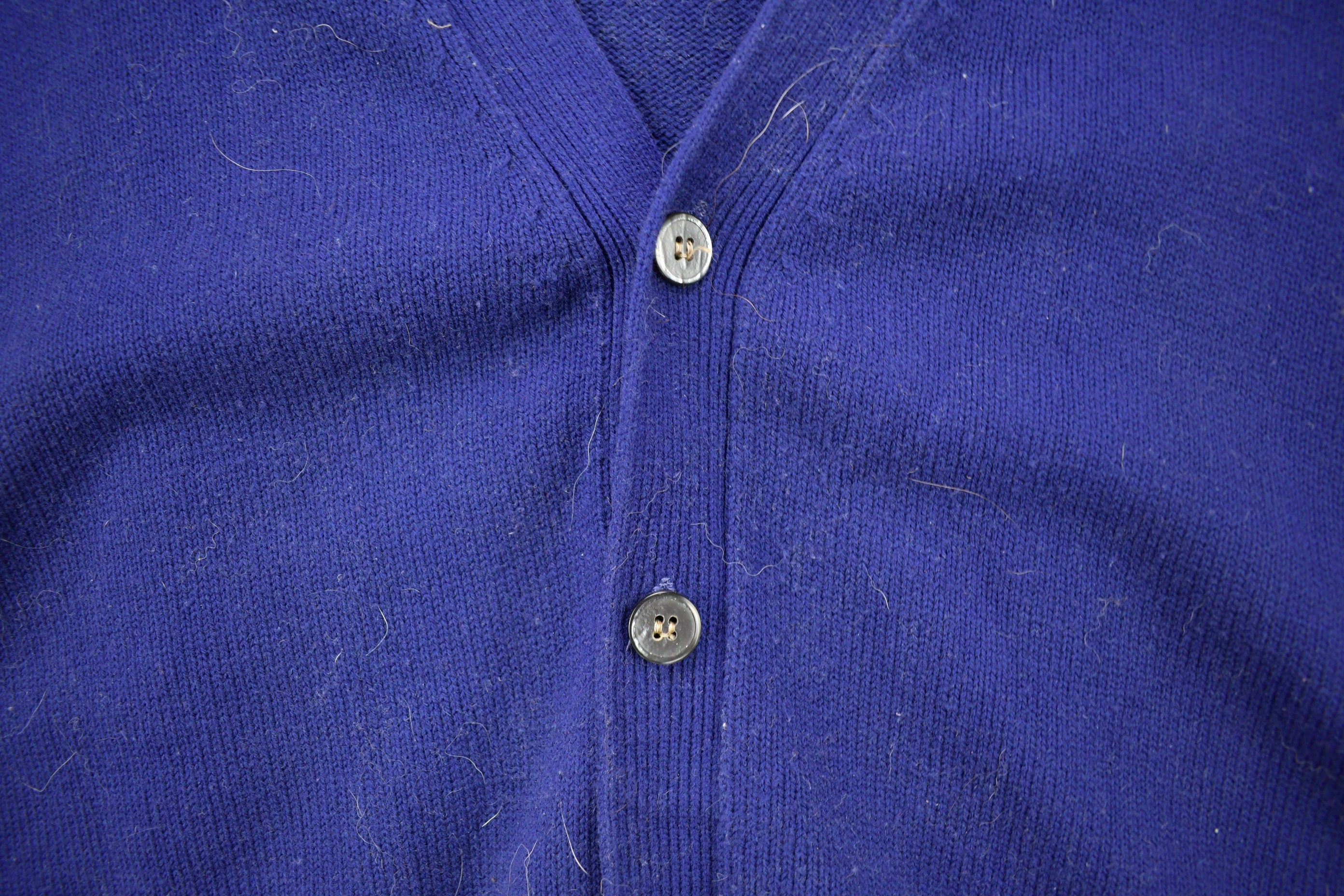 Vintage 1940s Blank Blue Knitted Cardigan Sweater