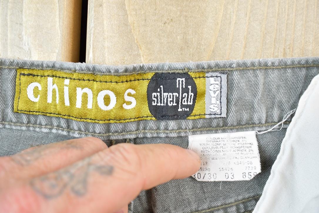 Vintage 1990s Levi Strauss SilverTab Denim Chinos Size 30 x 30 Made In USA
