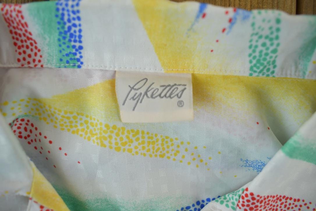 True Vintage 1960s Pykettes Button Up Shirt