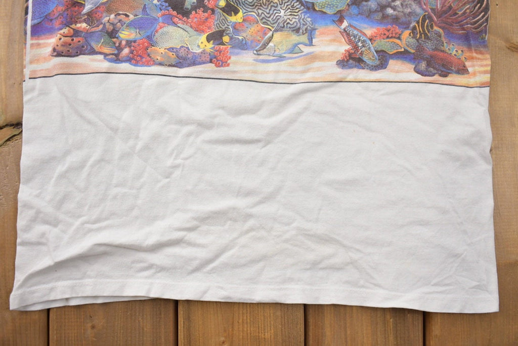 Vintage 1990s Dolphins Turtle Sea Fish Theme Graphic T-Shirt